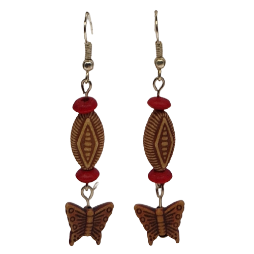Oorbellen met bruine en rode houten kralen - vlinder