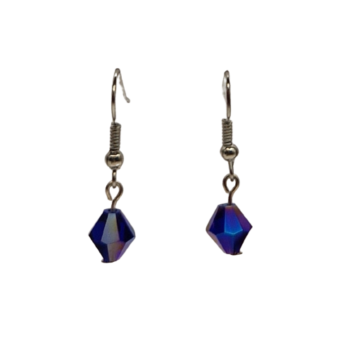 Oorbellen met paarse glaskraal