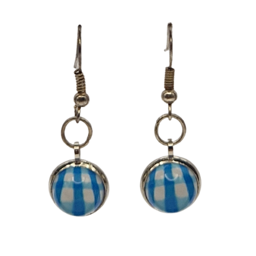 Oorbellen met blauw glaasje