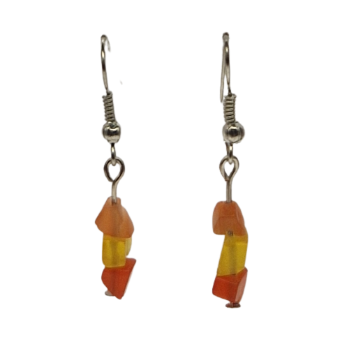 Oorbellen met oranje en gele glaskraatjes