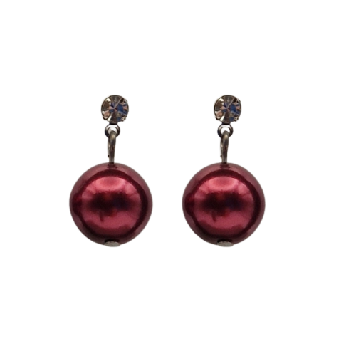 Oorbellen met donkerroze parel