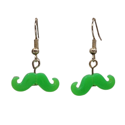 Oorbellen met groene snor