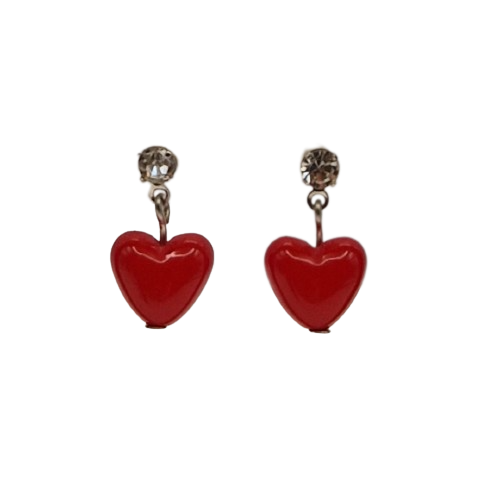 Oorbellen met rode hartjes