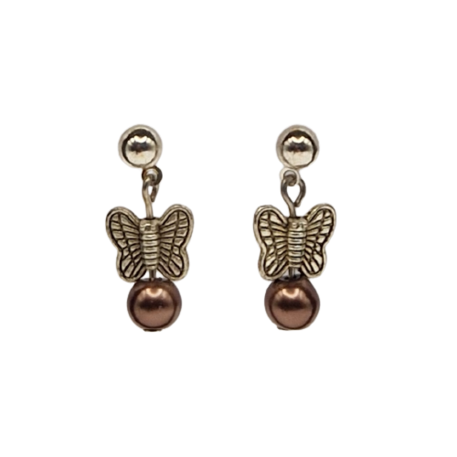 Oorbellen met bruin pareltje en bedel - vlinder