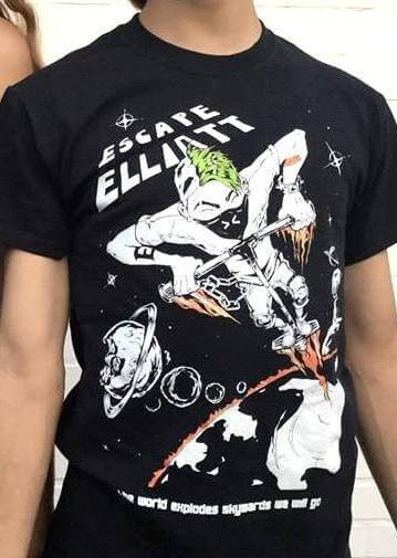 Z - ESCAPE ELLIOTT - T-shirt - 'When the world explodes, skywards we will go'